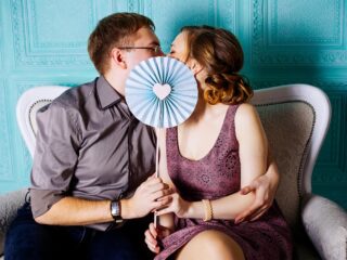 Warum Männer nicht nur mit einem geilen Hintern rumzukriegen sind – die besten Flirttipps für Frauen